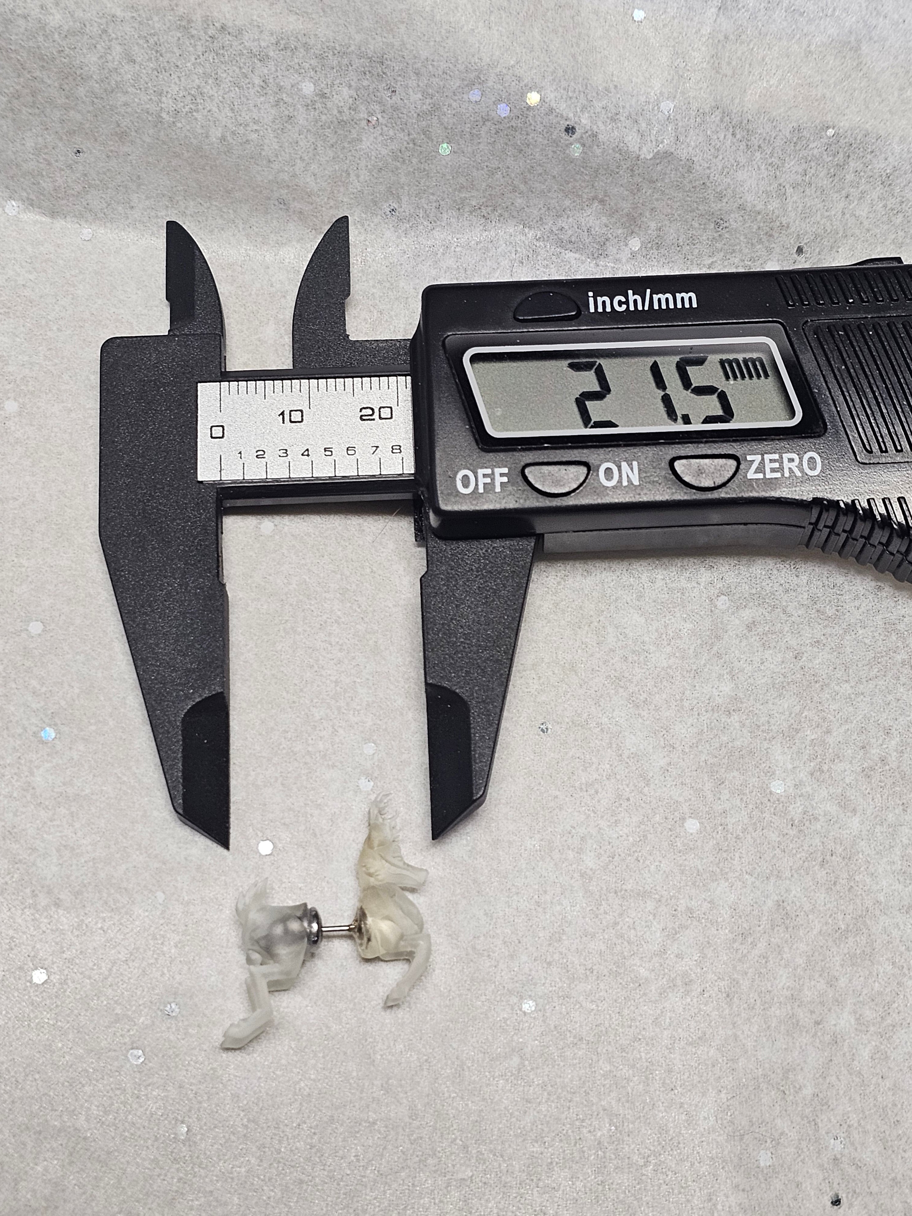 Alastor diy deer earrings with BALLS